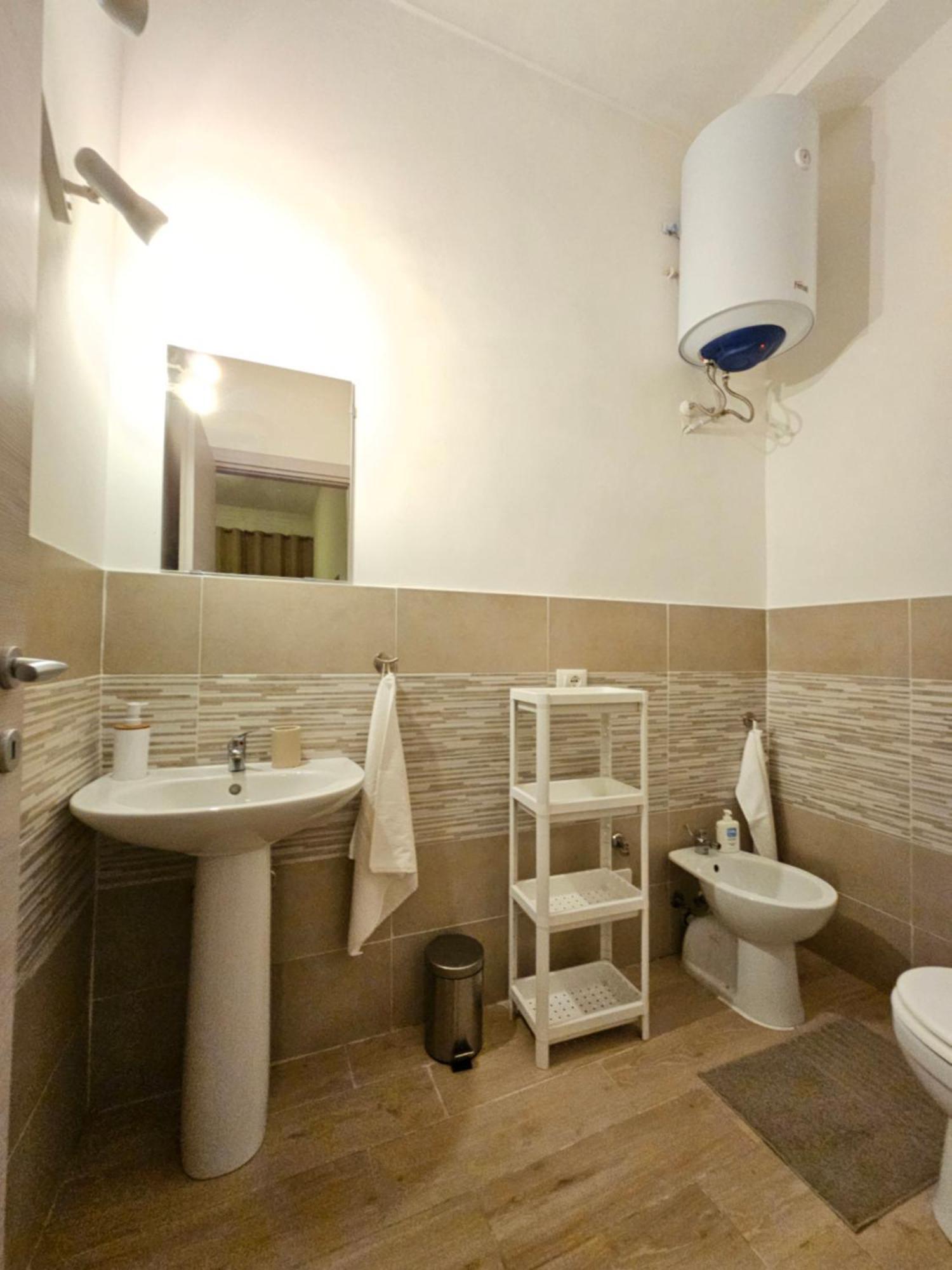 Cav Casa Clotilde Apartment Turin Luaran gambar